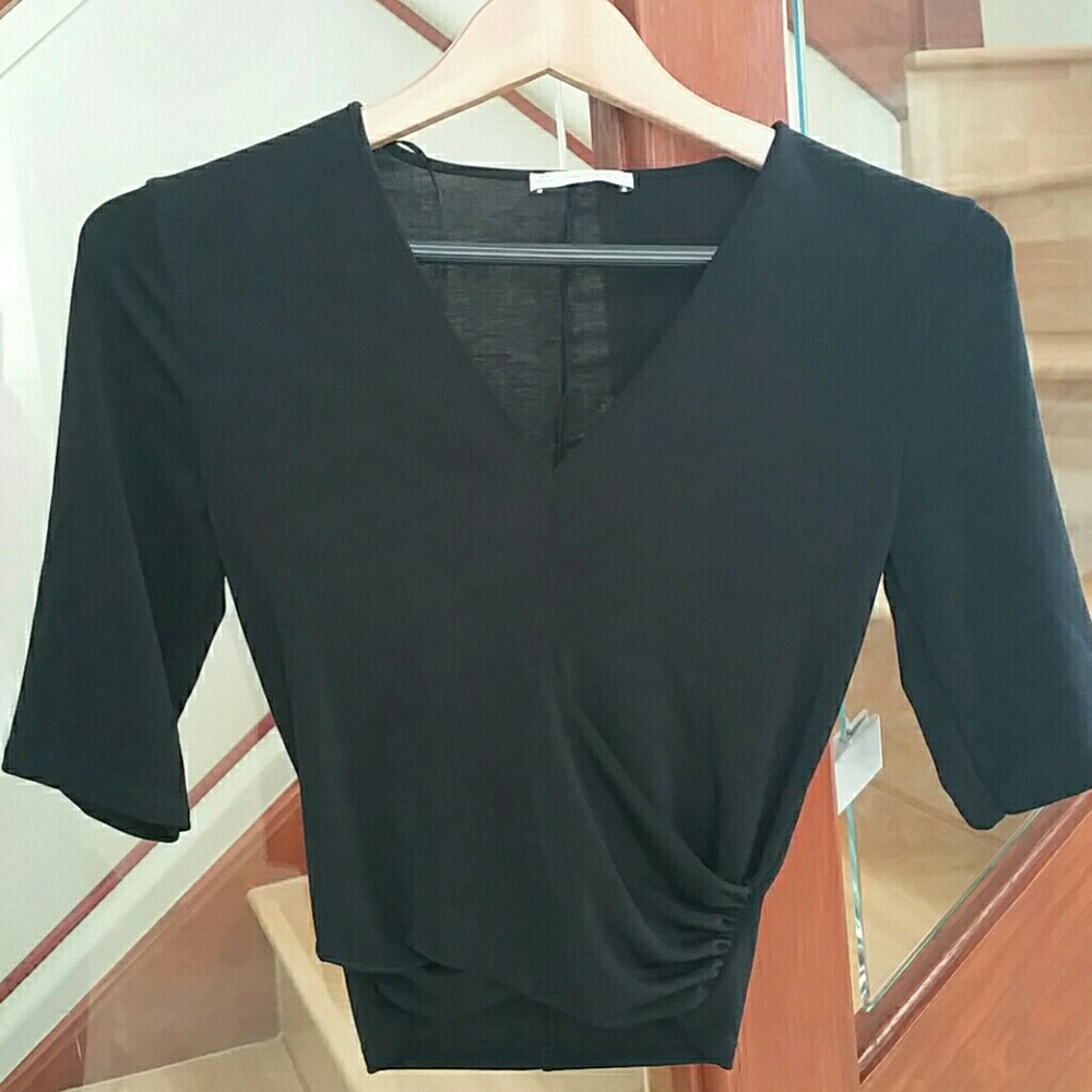 NEW no tag, Zara long crop top black S Small